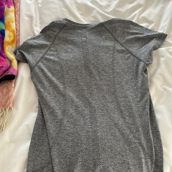 COPY - lululemon swiftly tech - Picture 3 of 3